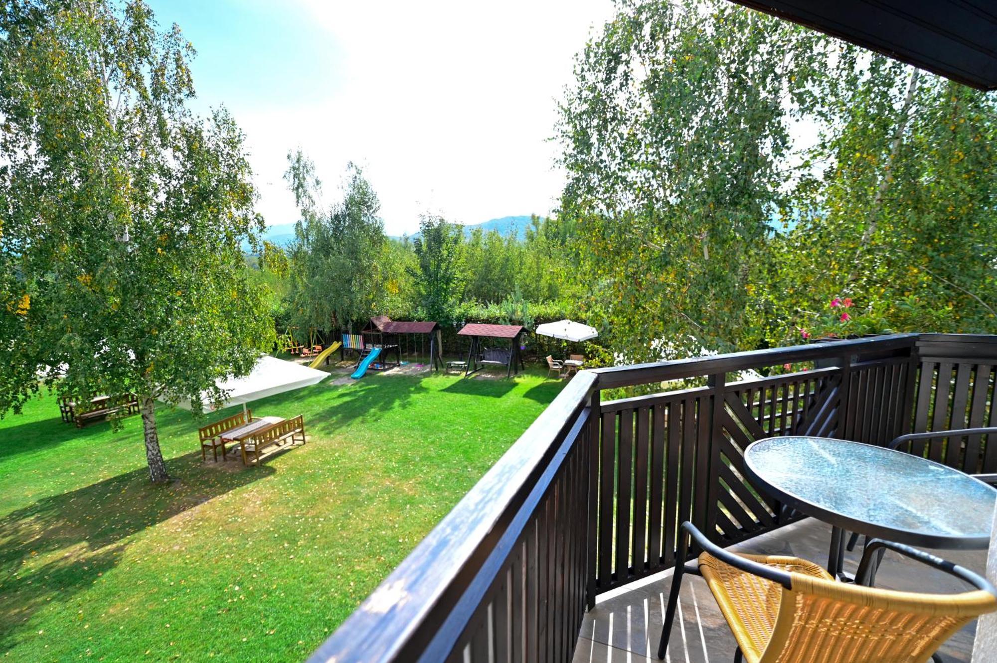 Natura Family Resort Avrig Εξωτερικό φωτογραφία