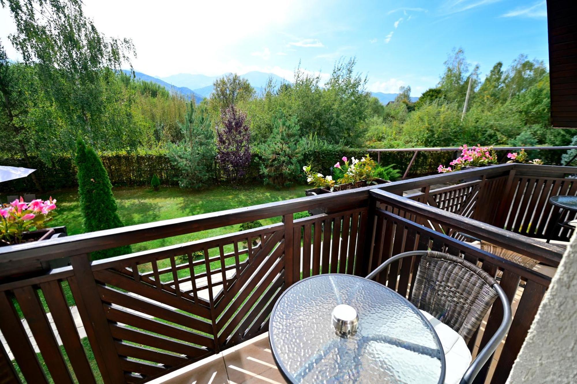 Natura Family Resort Avrig Εξωτερικό φωτογραφία