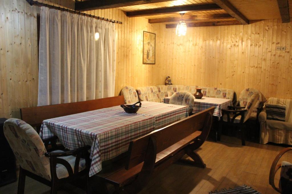 Natura Family Resort Avrig Δωμάτιο φωτογραφία
